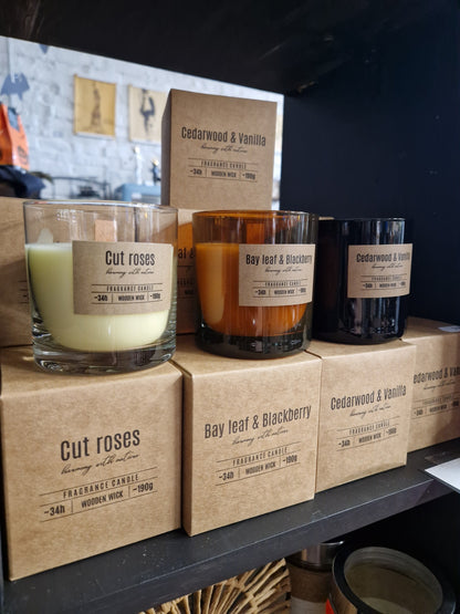 Tuoksukynttilä Cedarwood & Vanilla