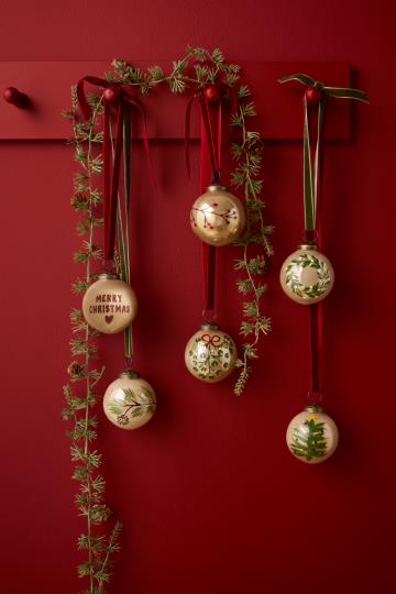 Havuköynnös kävyillä Ib Laursen