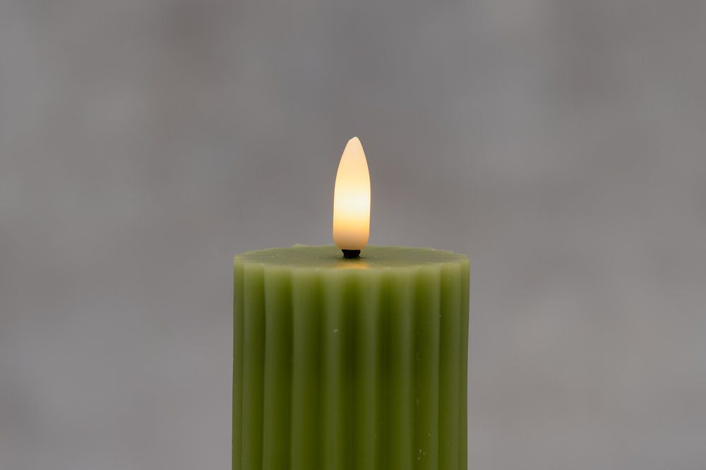 LED Pöytäkynttilä uritettu