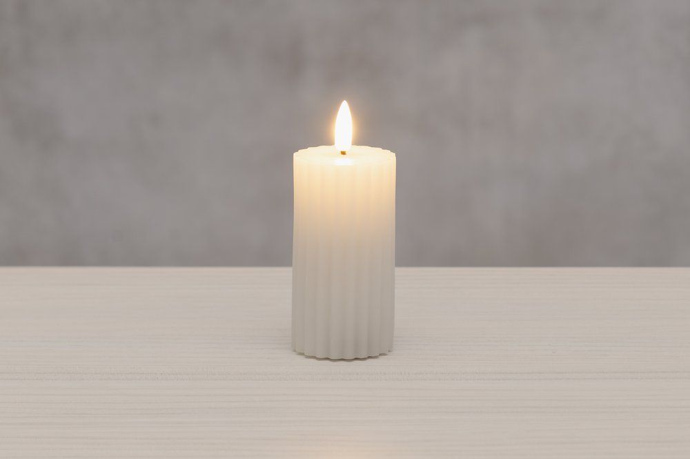LED Pöytäkynttilä uritettu